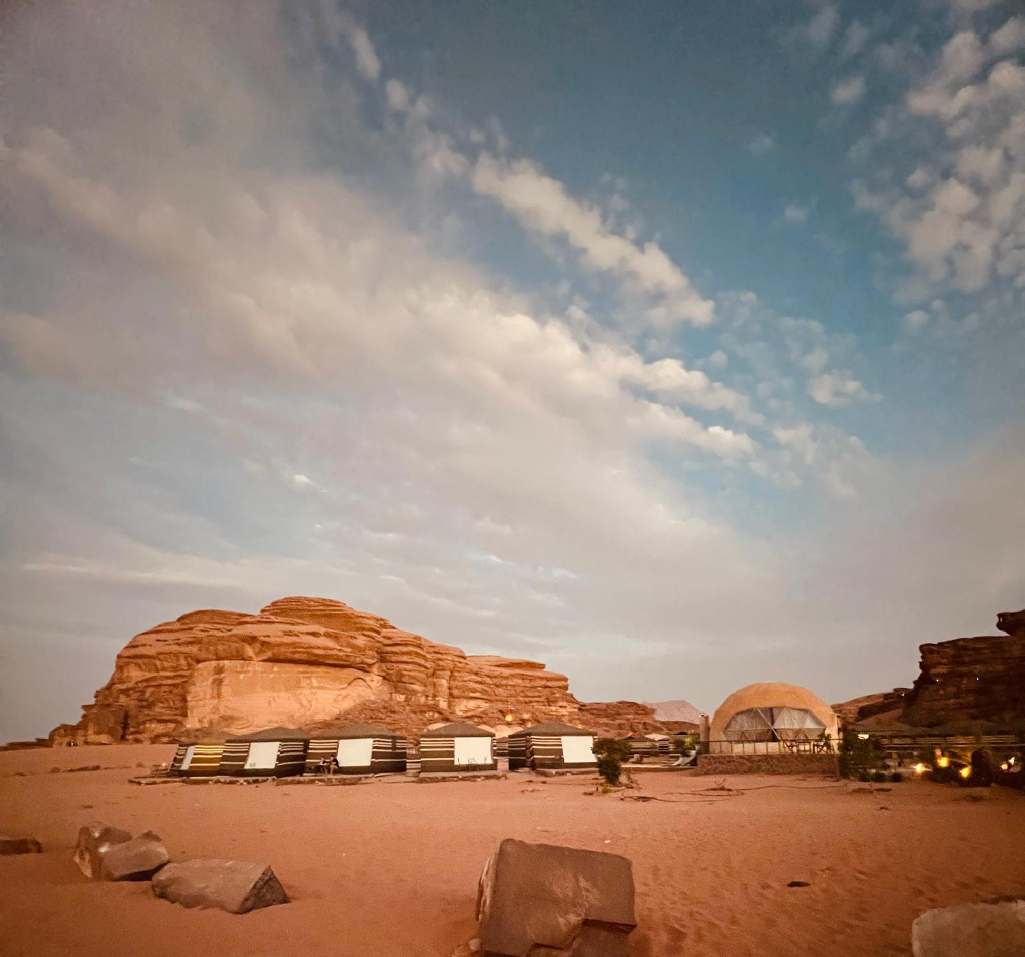 Revan Rum Luxury Camp Wadi Rum Exteriör bild