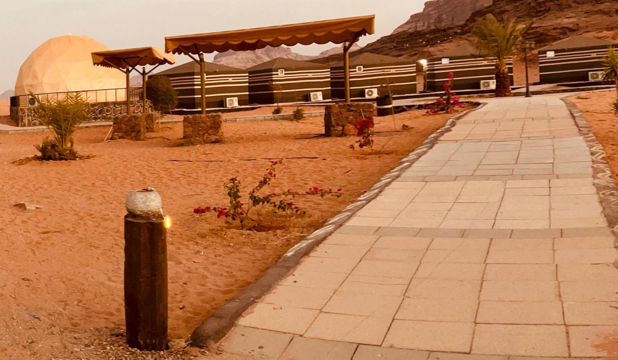 Revan Rum Luxury Camp Wadi Rum Exteriör bild